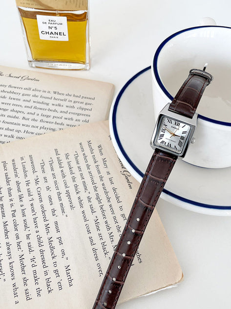 Ladydy Leather Square Watch