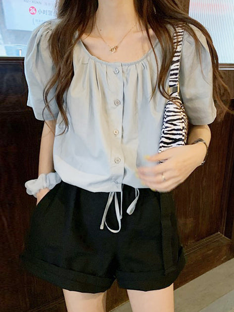 Runny Beast String Puff Blouse