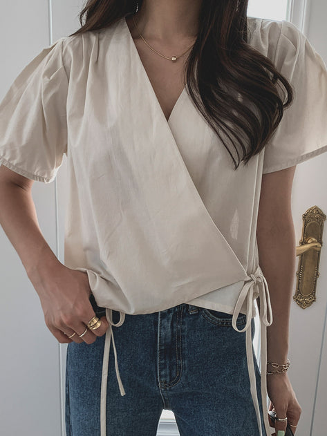 Kabuda wrap style short sleeve blouse
