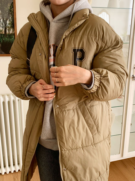 루웰론 P 날염 루즈핏 롱 다운 재킷 