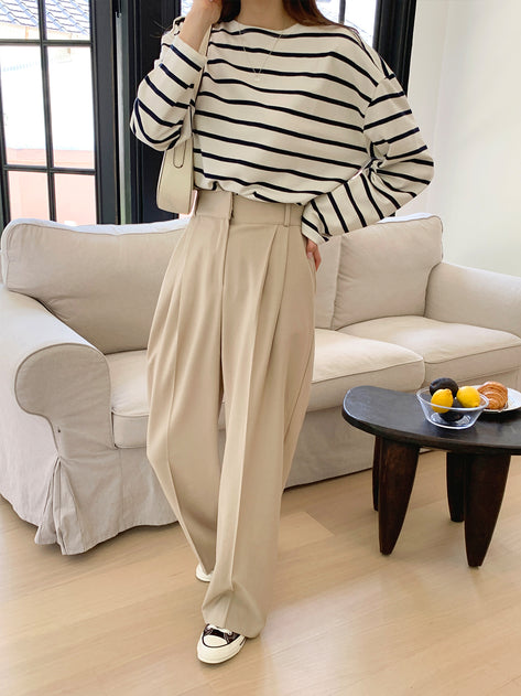Two Delver Back Banding Pintuck Wide Pants 