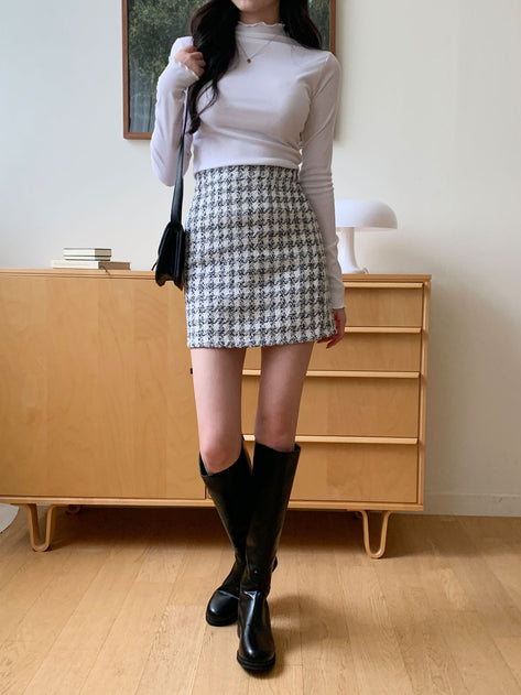 Kiapa back banding tweed mini skirt 